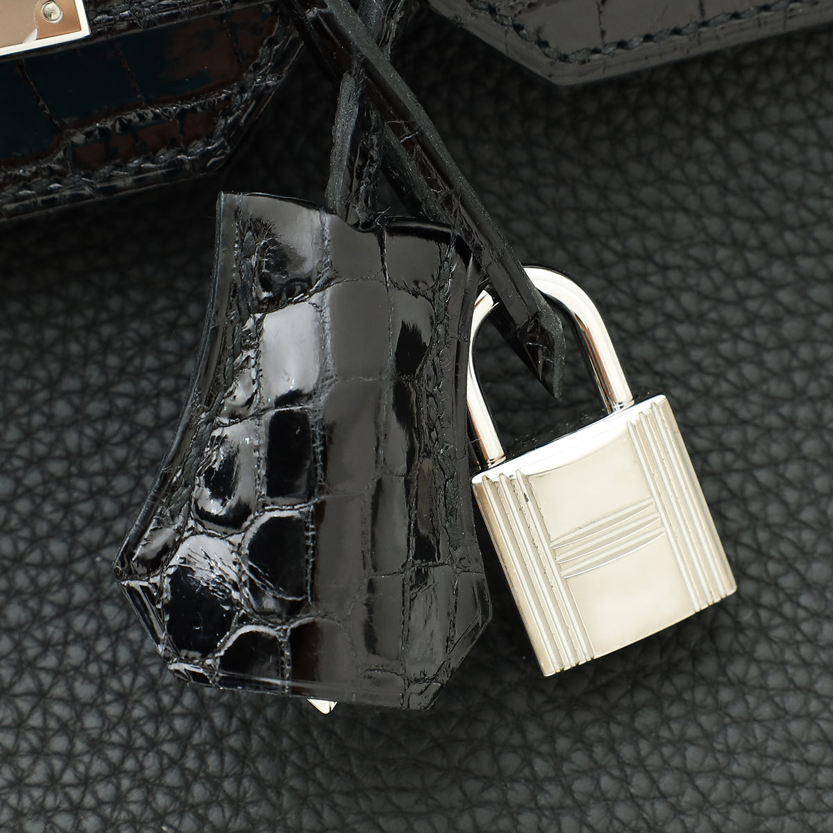 Hermes Noir Shiny Niloticus Crocodile Birkin 30 Touch Tog Bag