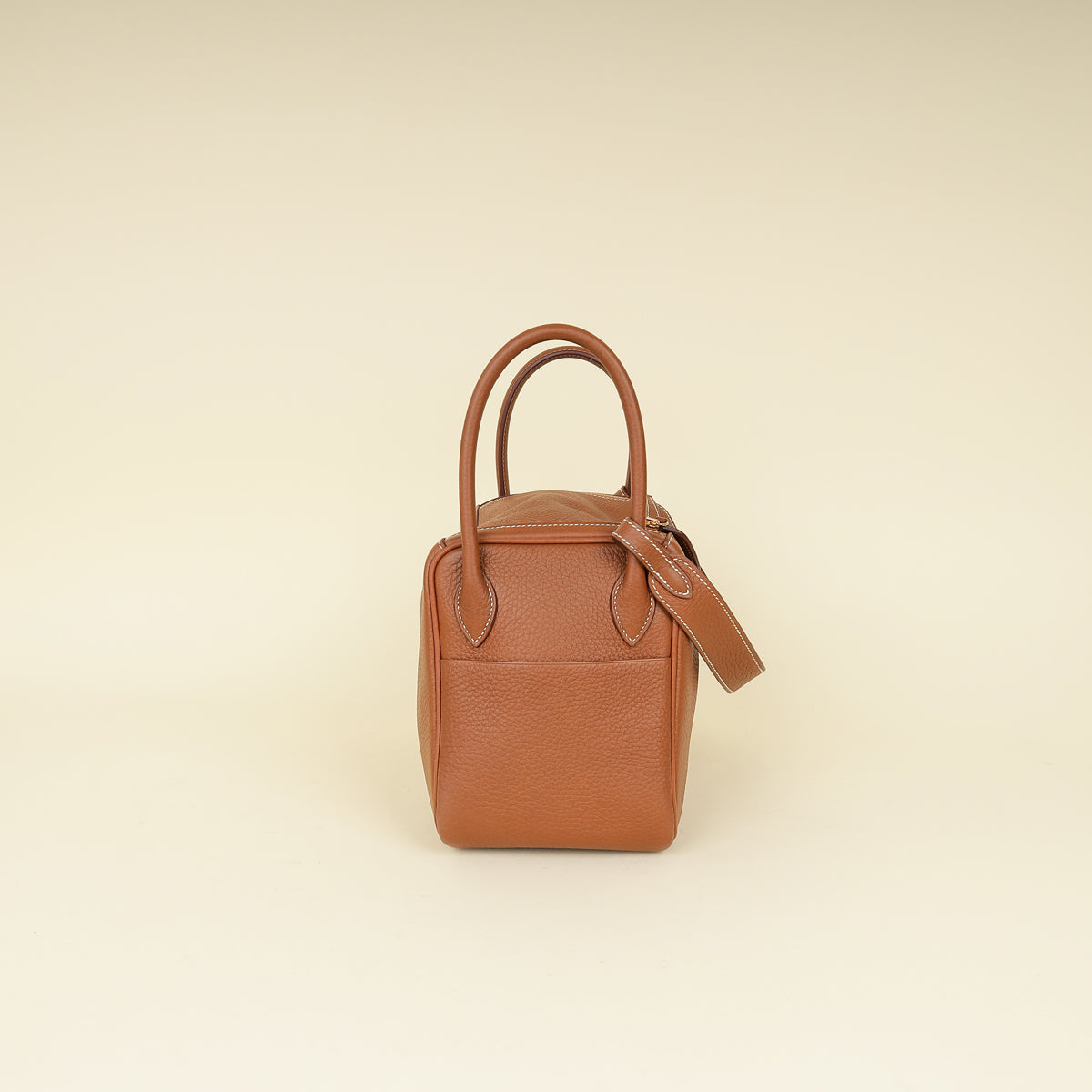 Hermes Gold Lindy 26 Bag