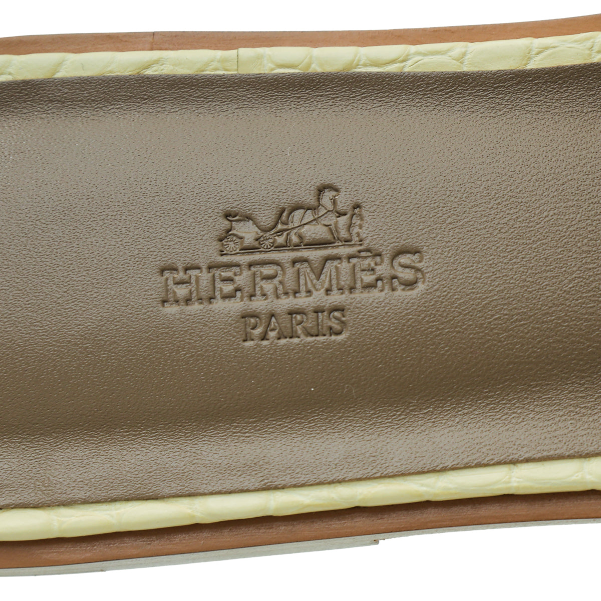Hermes Vanille Matte Alligator Oran Sandal 38