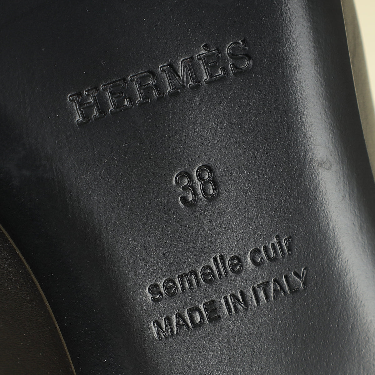 Hermes Noir Kelly Ballet Flat 38